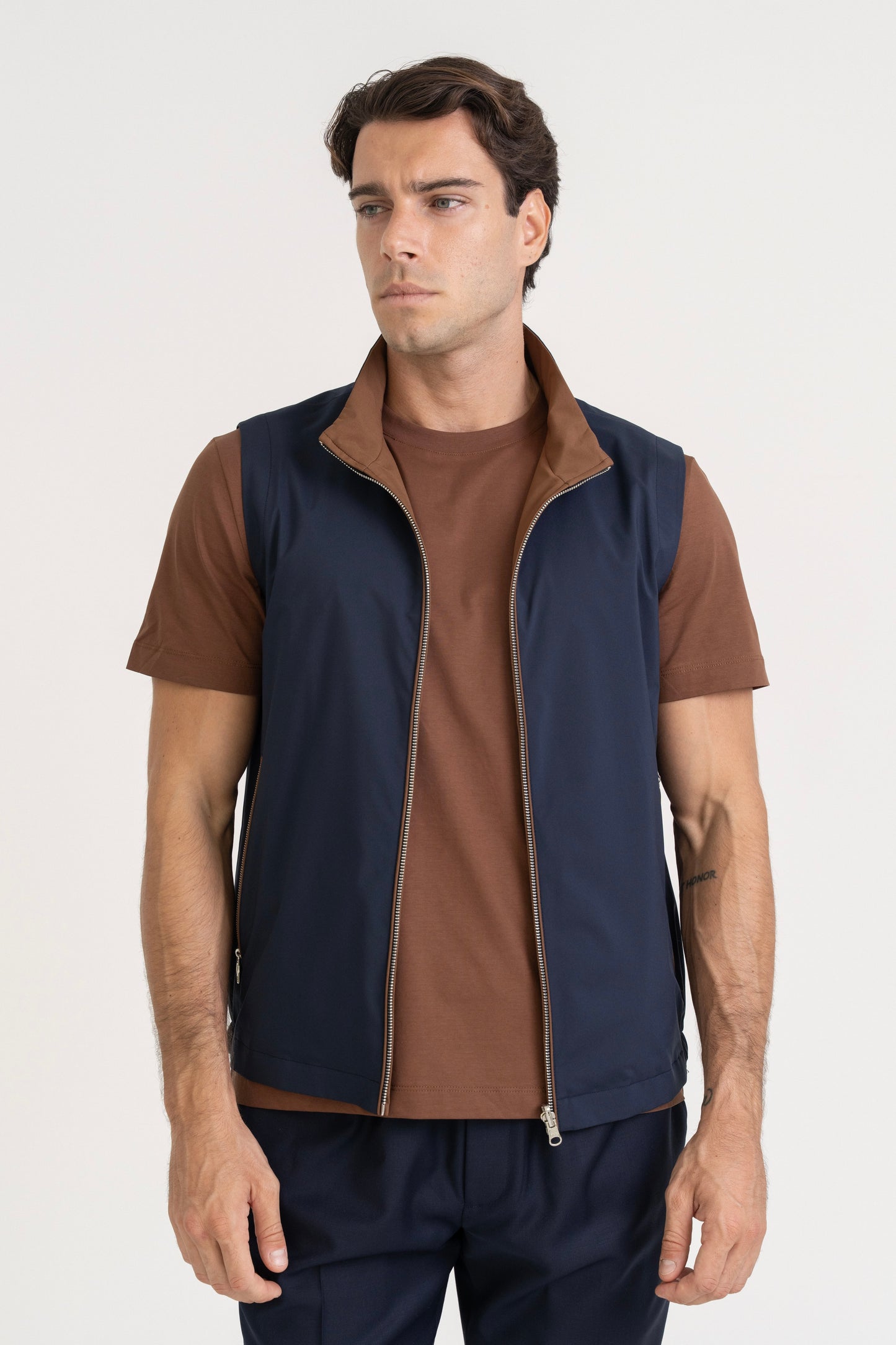 REVERSIBLE TECH GILET - NAVY/RUST