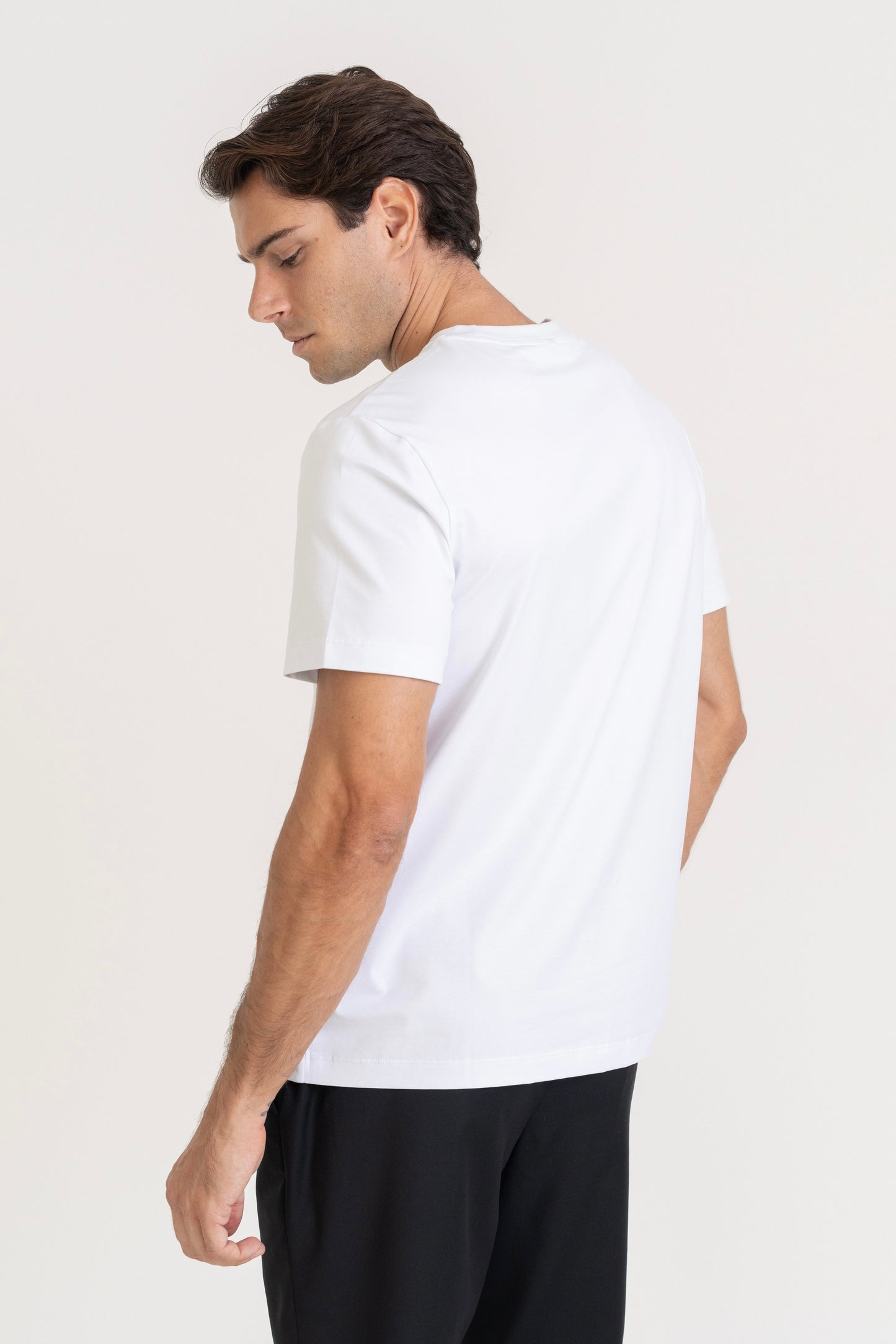 BASIC COTTON T-SHIRT - WHITE
