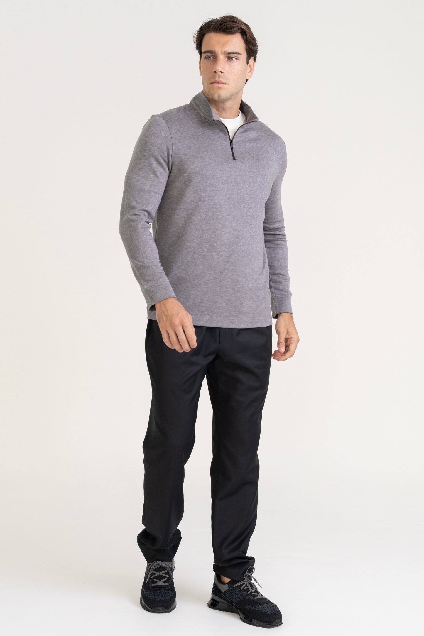 QUARTER ZIP PULLOVER - GREY