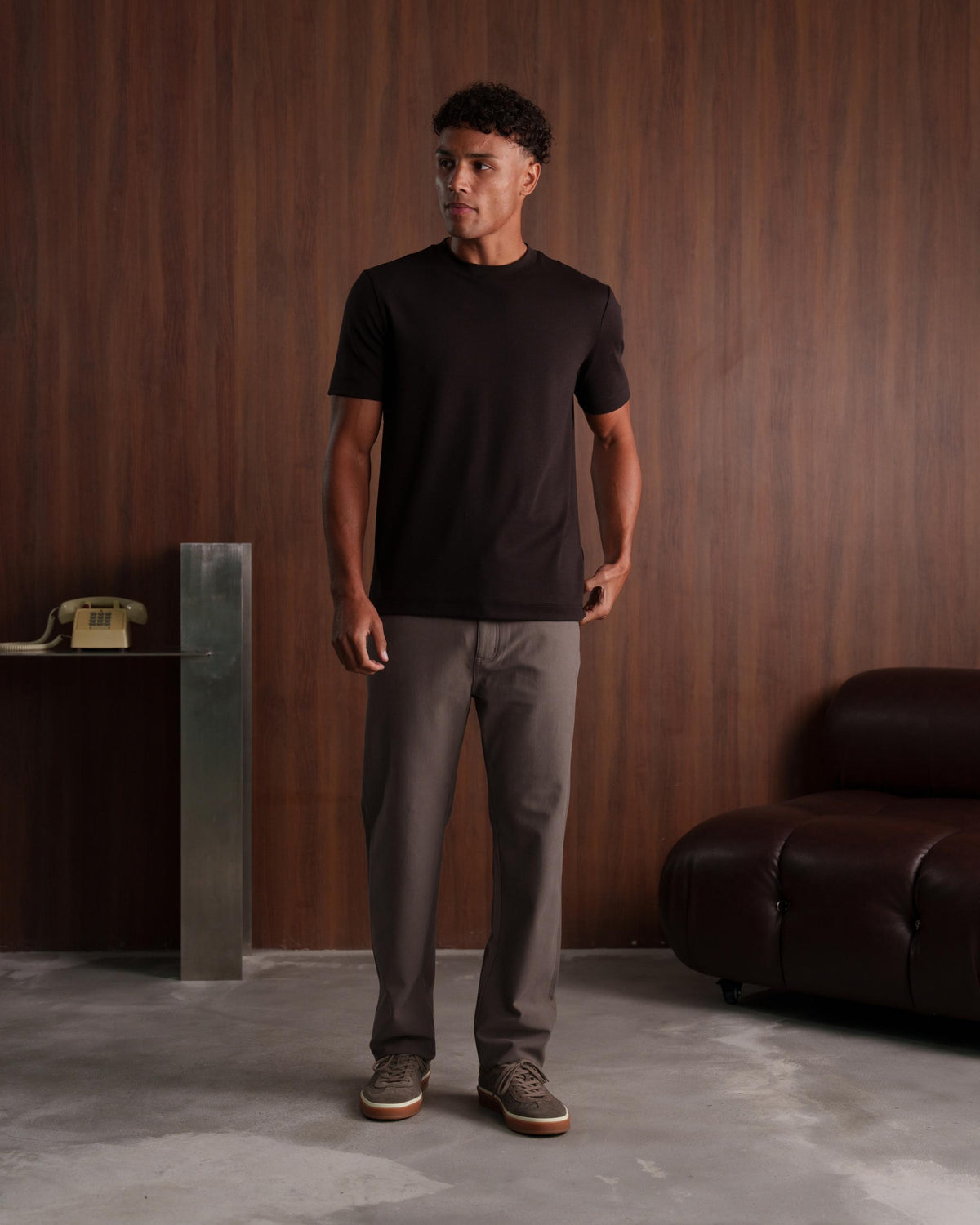 LUXE MODAL T-SHIRT - BROWN