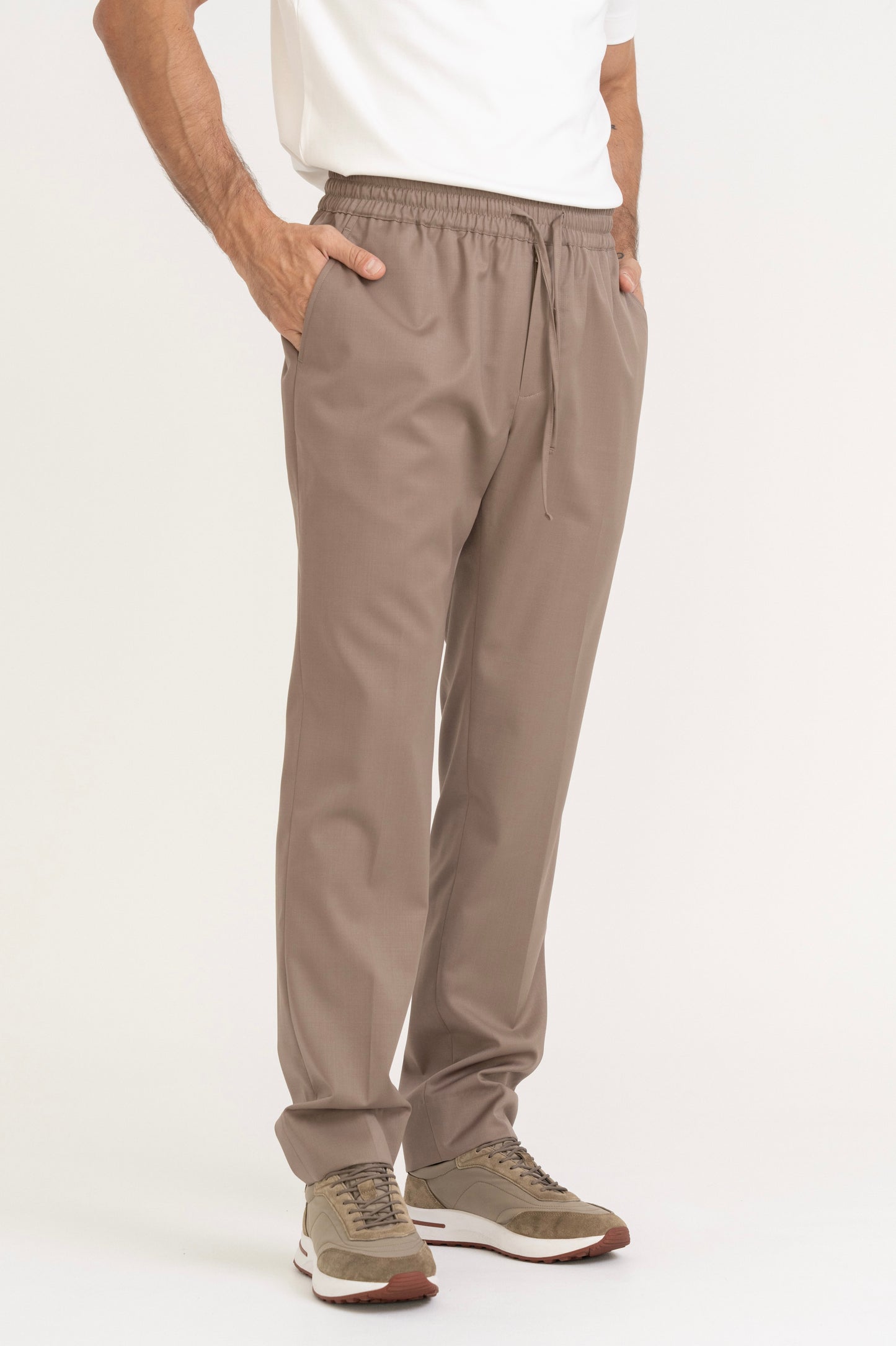 CADA DIA TROUSER - DESERT TAUPE