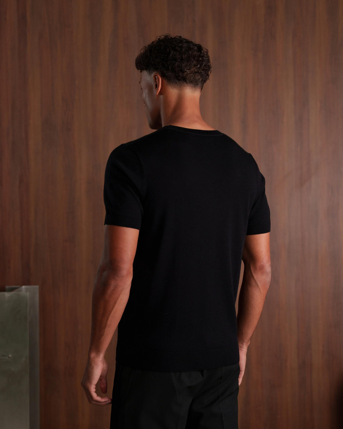 MERINO WOOL T-SHIRT - BLACK