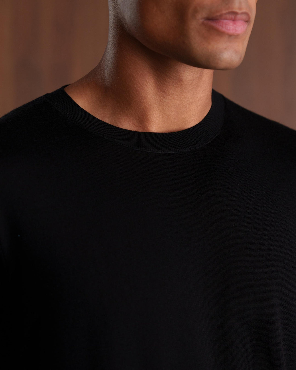 MERINO WOOL T-SHIRT - BLACK
