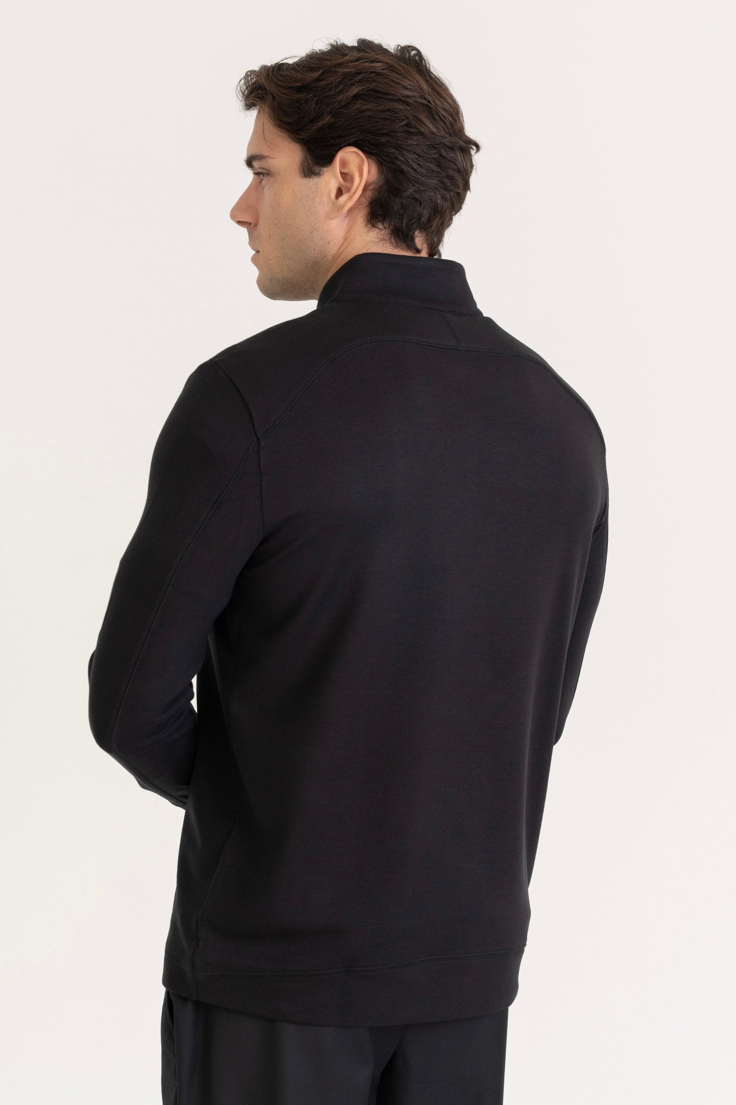 QUARTER ZIP PULLOVER - BLACK