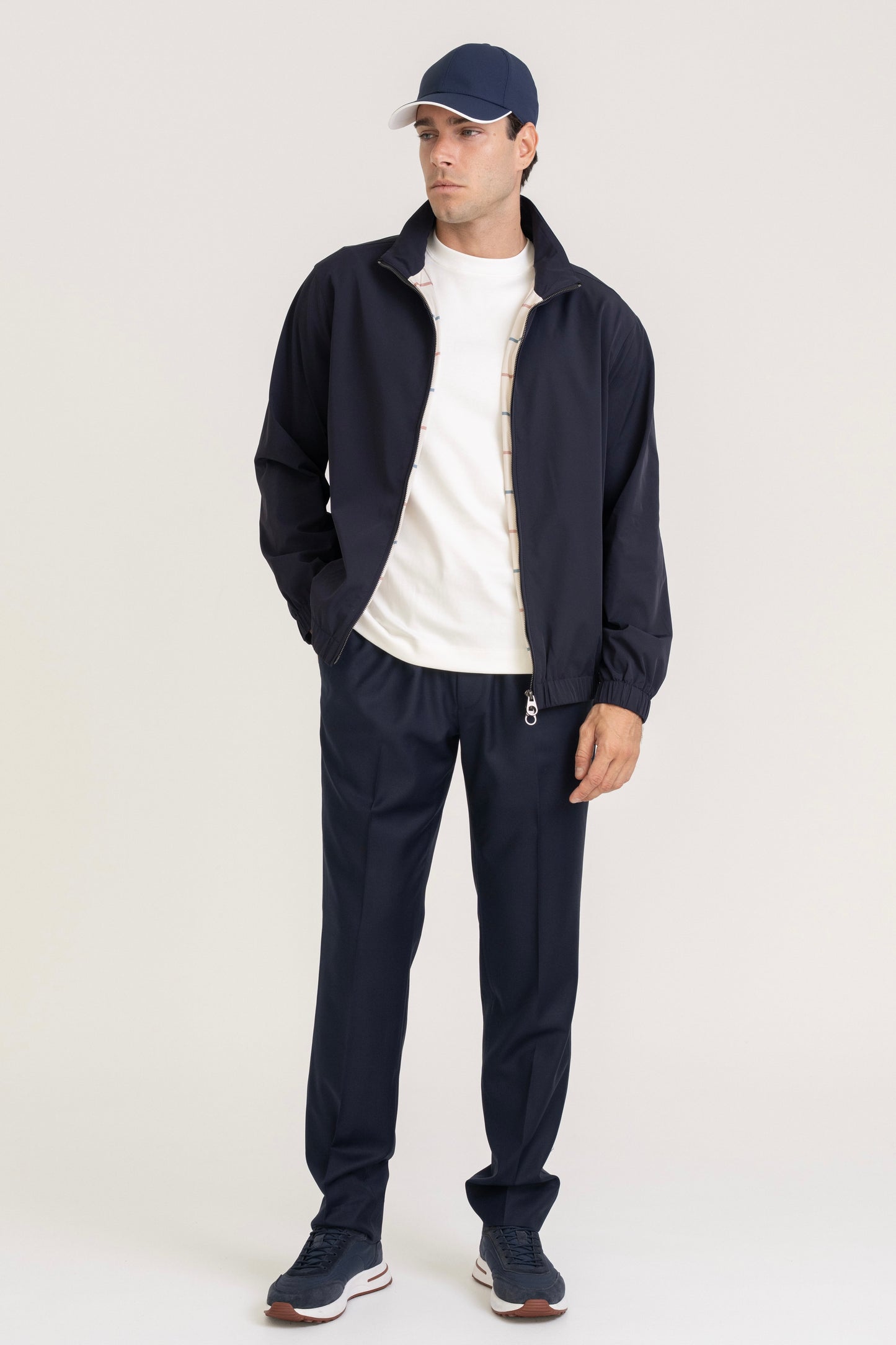 LEVANTE WINDBREAKER - NAVY