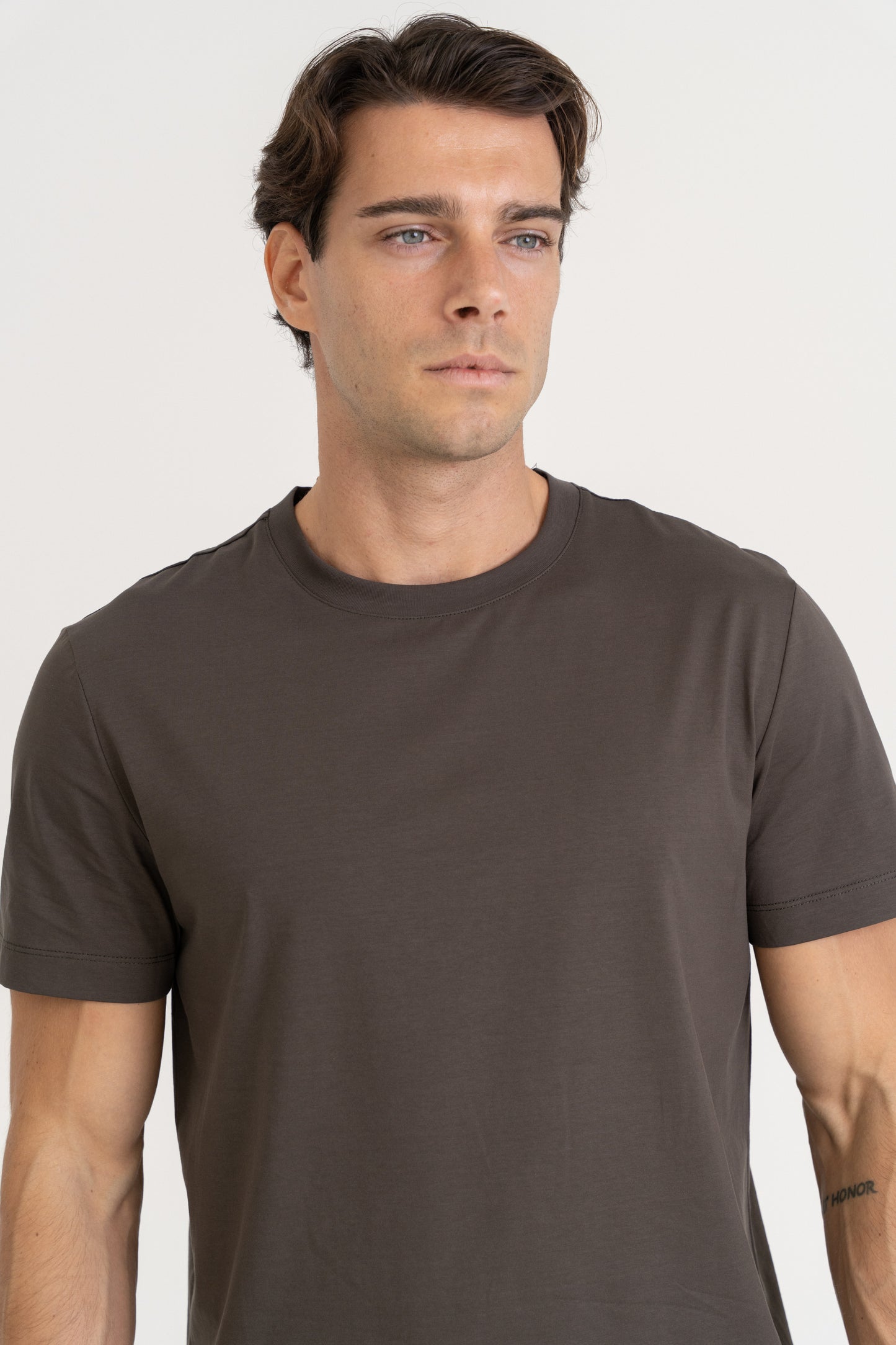 BASIC COTTON T-SHIRT - DARK OLIVE