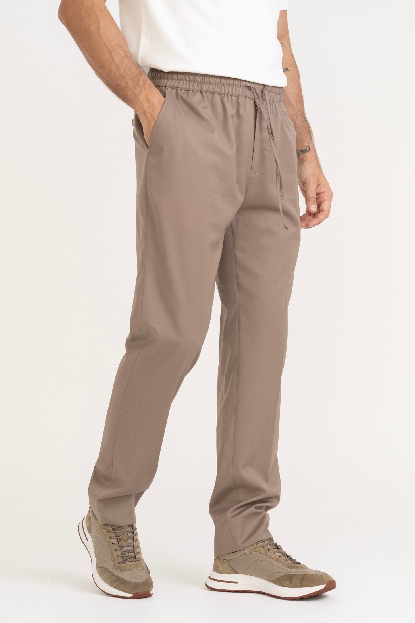 CADA DIA TROUSER - DESERT TAUPE